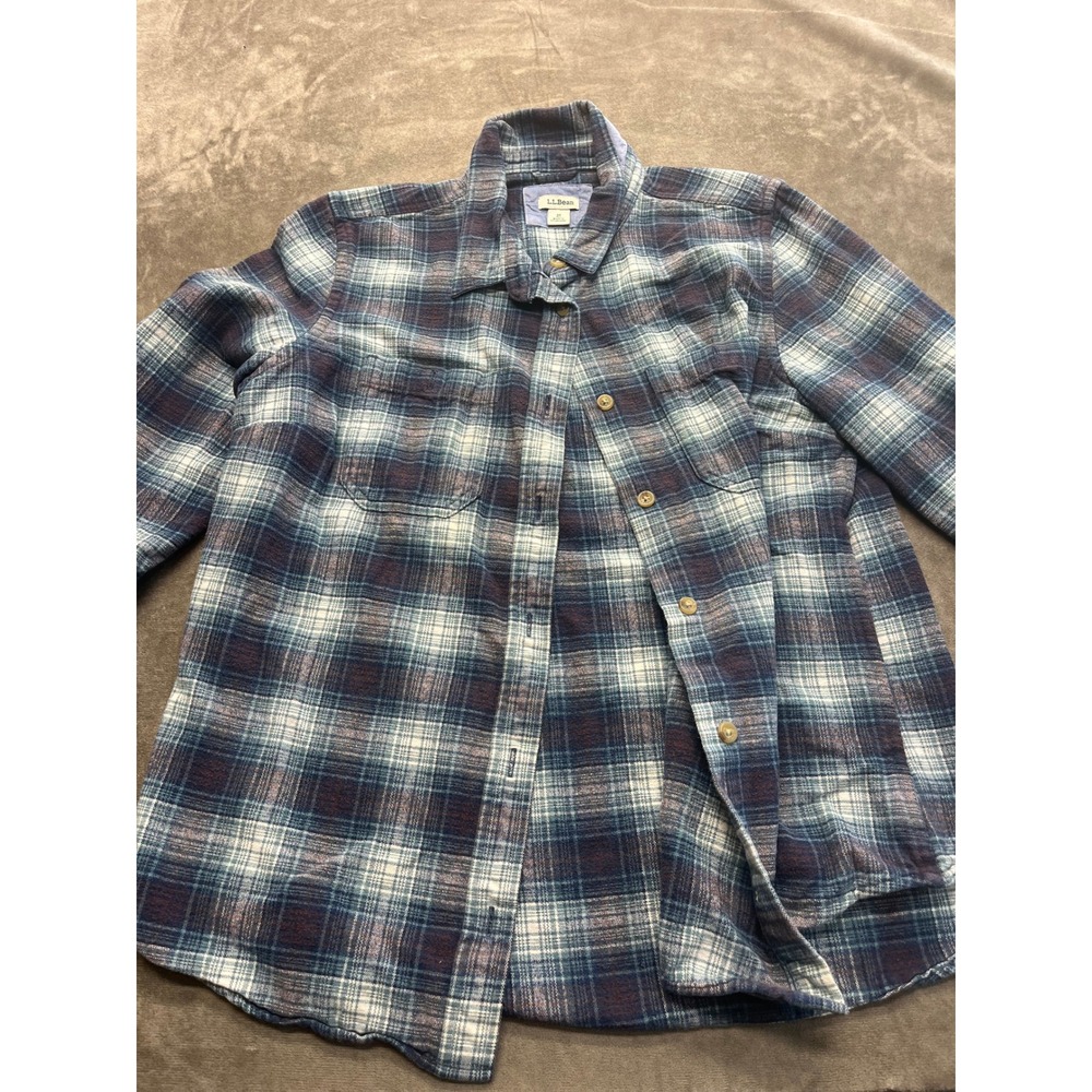 LL Bean Mens Flannel Shirt Blue Burgundy Plaid Cotton Button Down 504152 Medium